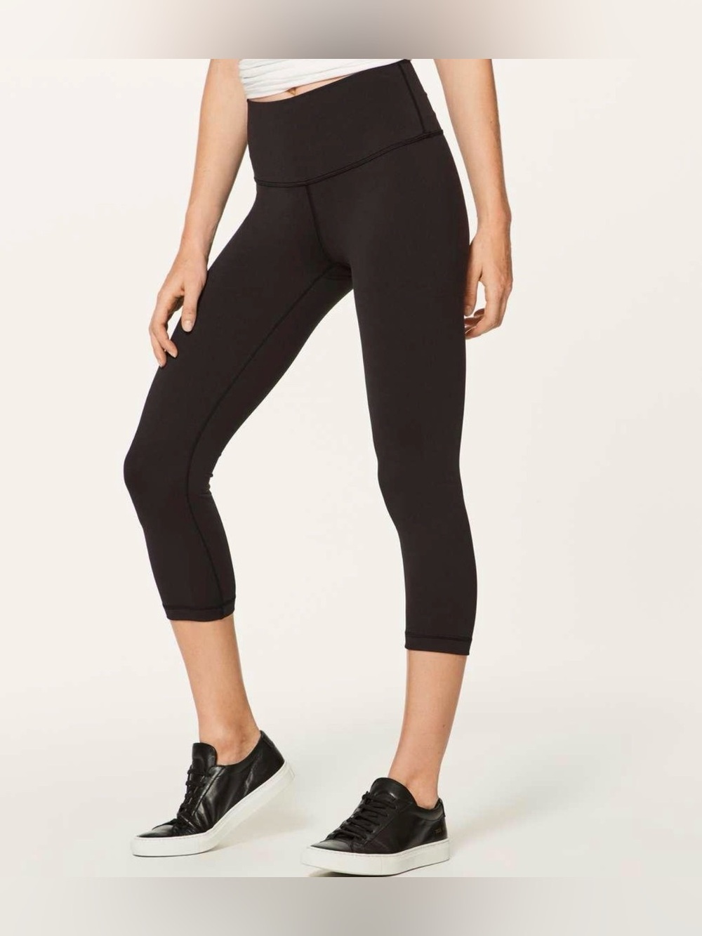 lululemon Womens Size 4 Black Cropped Yoga Leggings Pull On Nylon Lycra Stretch